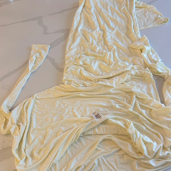 HElsa Nina Dress in Butter Yellow - Picture 3 of 5
